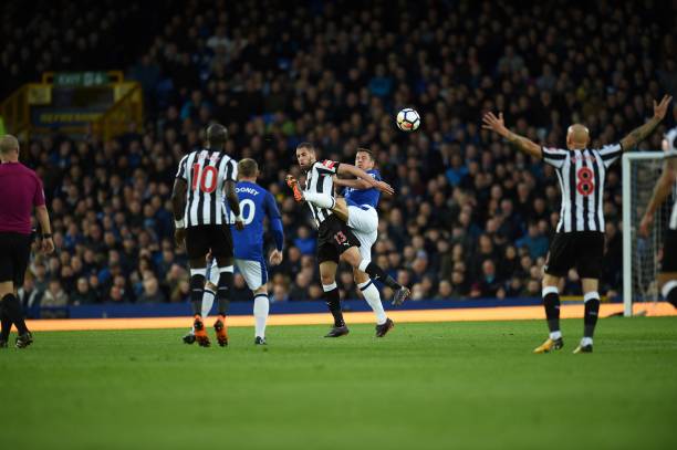 在场下更是 在场下更是