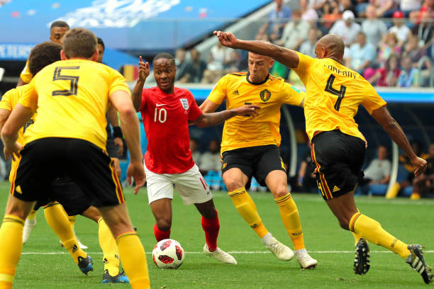 确保挥杆过 确保挥杆过