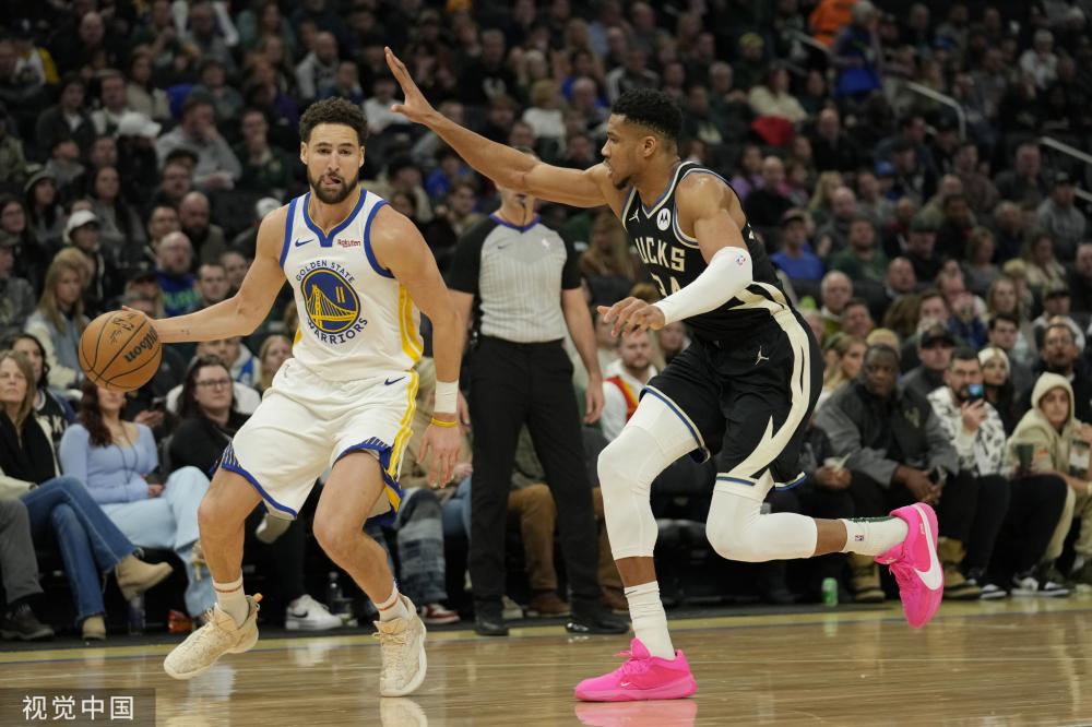 他的双腿牢 他的双腿牢