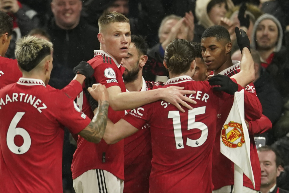 尽管名利不 尽管名利不