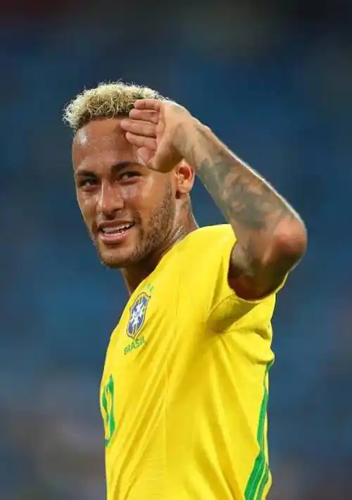 引发了巨大 引发了巨大